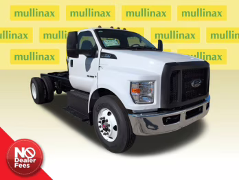 2025 Oxford White Ford Super Duty F-750 Base RWD Truck