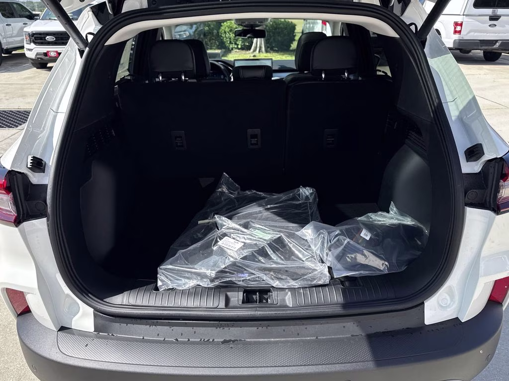 2025 White Metallic Ford Escape Plug-In Hybrid Base FWD SUV