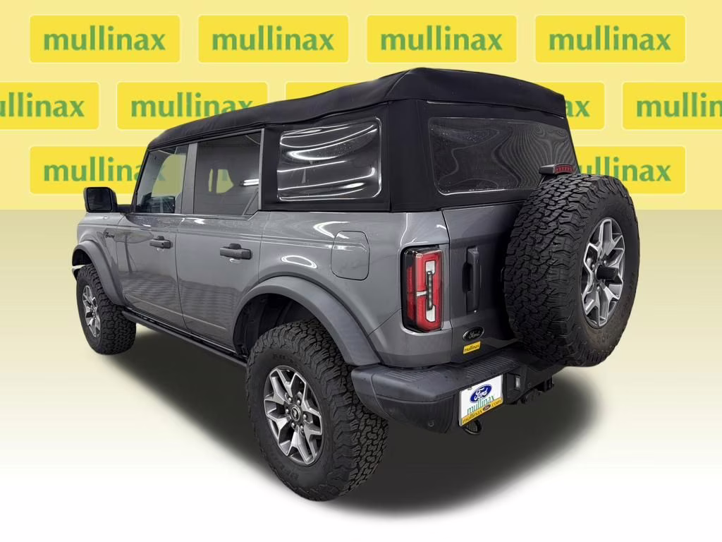 2023 Carbonized Gray Metallic Ford Bronco Badlands 4X4 SUV