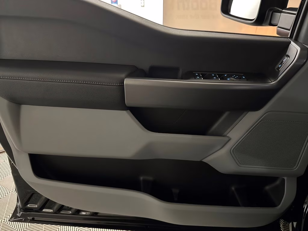 2026 Agate Black Metallic Ford Super Duty F-250 SRW XLT 4X4 Truck