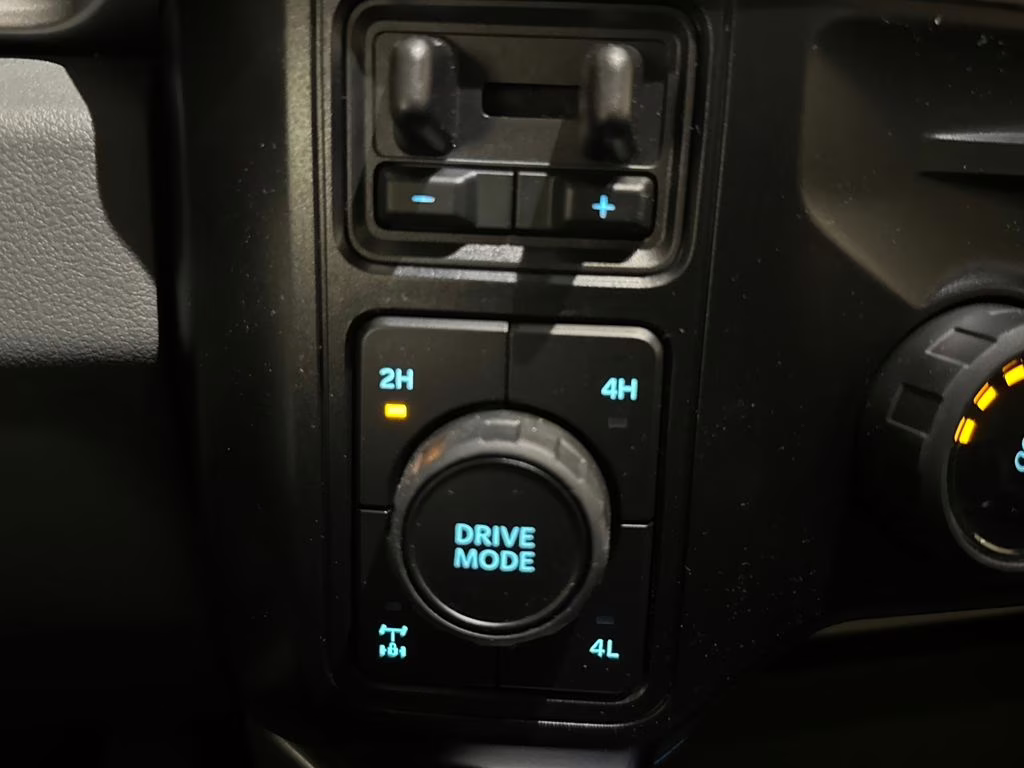 2026 Agate Black Metallic Ford Super Duty F-250 SRW XLT 4X4 Truck