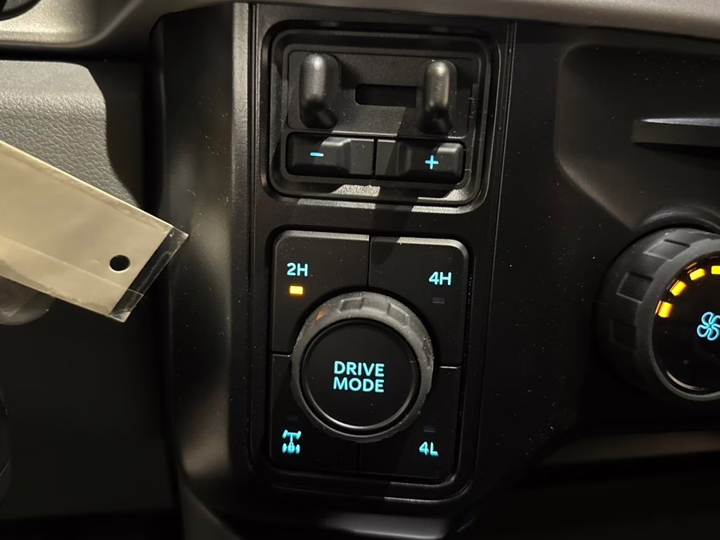 2026 Carbonized Gray Metallic Ford Super Duty F-250 SRW XLT 4X4 Truck