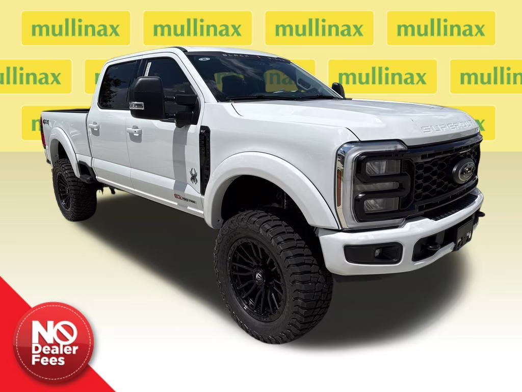 2025 Oxford White Ford Super Duty F-250 SRW XLT BLACKWIDOW 4X4 Truck