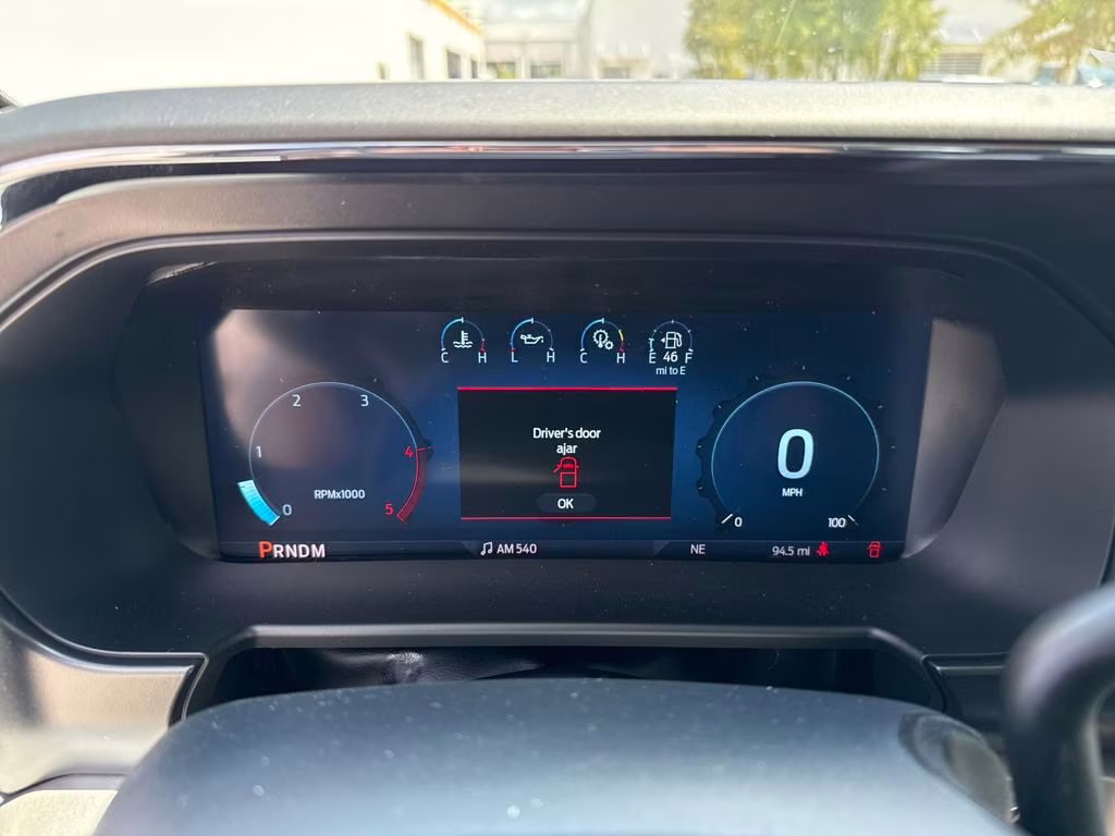 2025 Oxford White Ford Super Duty F-250 SRW XLT BLACKWIDOW 4X4 Truck