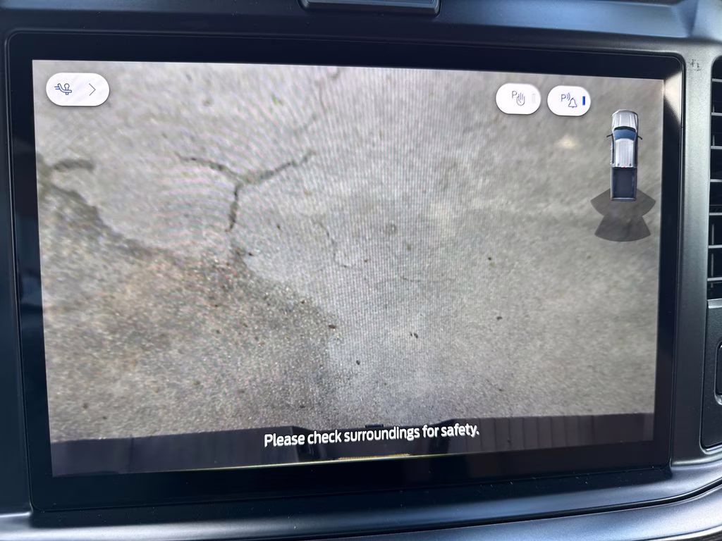 2026 Oxford White Ford Super Duty F-250 SRW Lariat 4X4 Truck