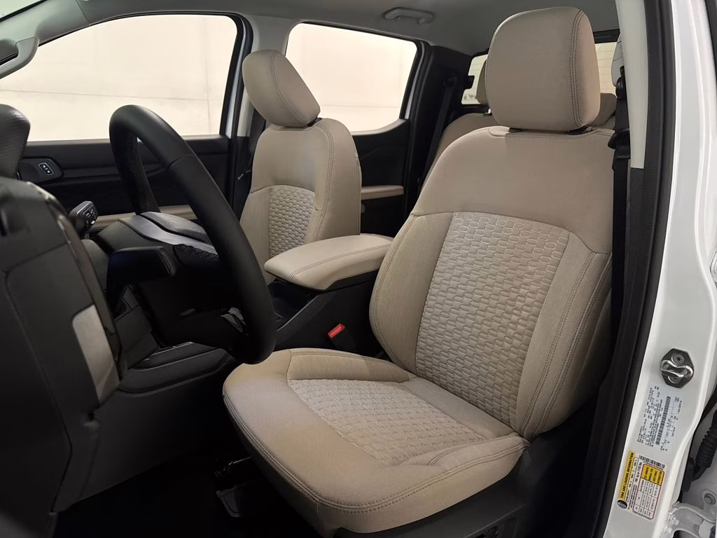 2025 Oxford White Ford Ranger XLT RWD Truck