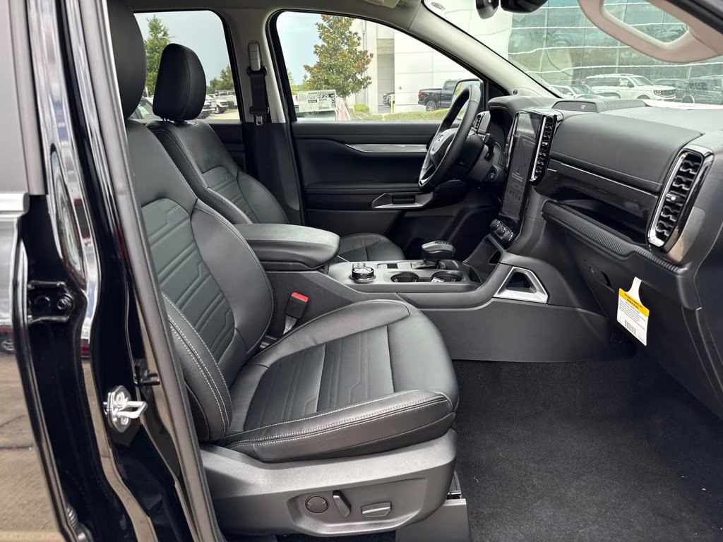 2024 Shadow Black Ford Ranger Lariat 4X4 Truck