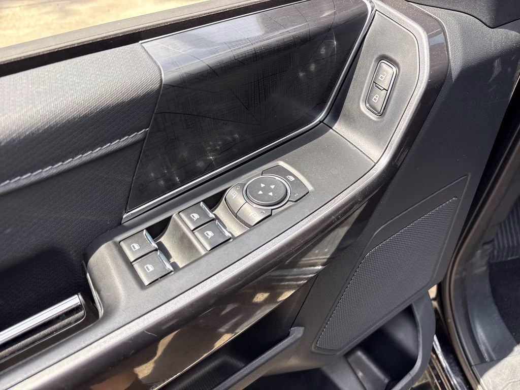 2023 Black Metallic Ford F-150 XLT 4X4 Truck