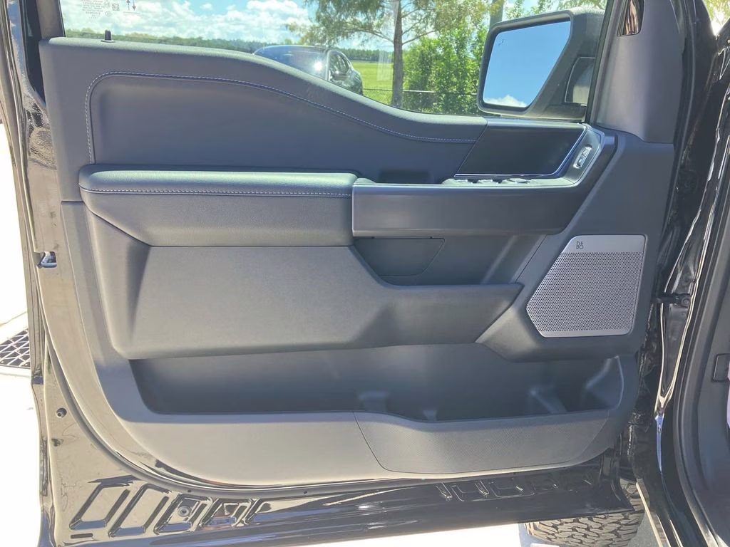 2024 Agate Black Metallic Ford F-150 XLT BLACKWIDOW 4X4 Truck