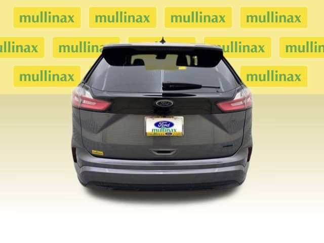 2024 Carbonized Gray Metallic Ford Edge SE AWD SUV