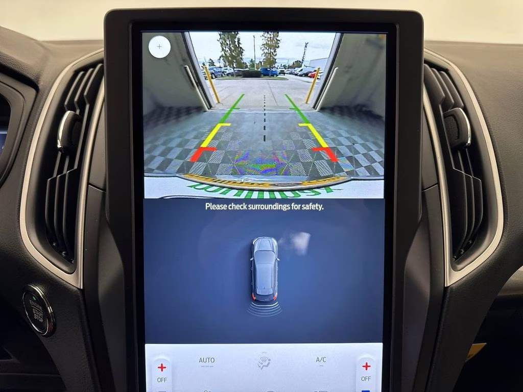 2024 Carbonized Gray Metallic Ford Edge SE AWD SUV