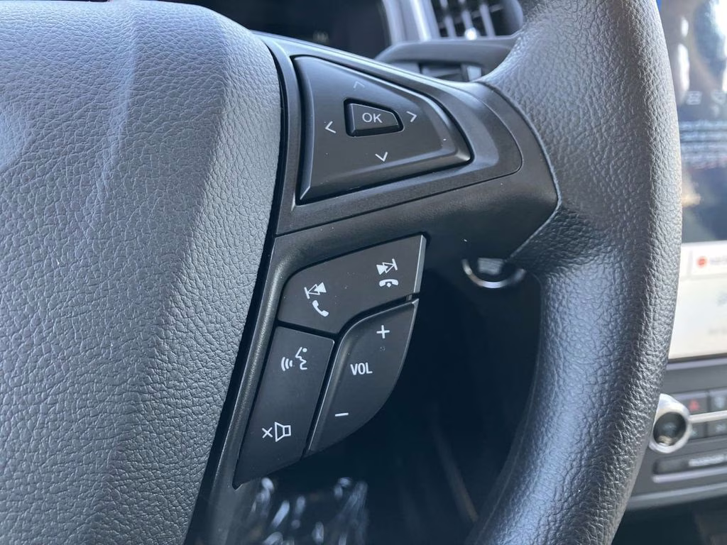 2024 Forged Green Metallic Ford Edge SE AWD SUV