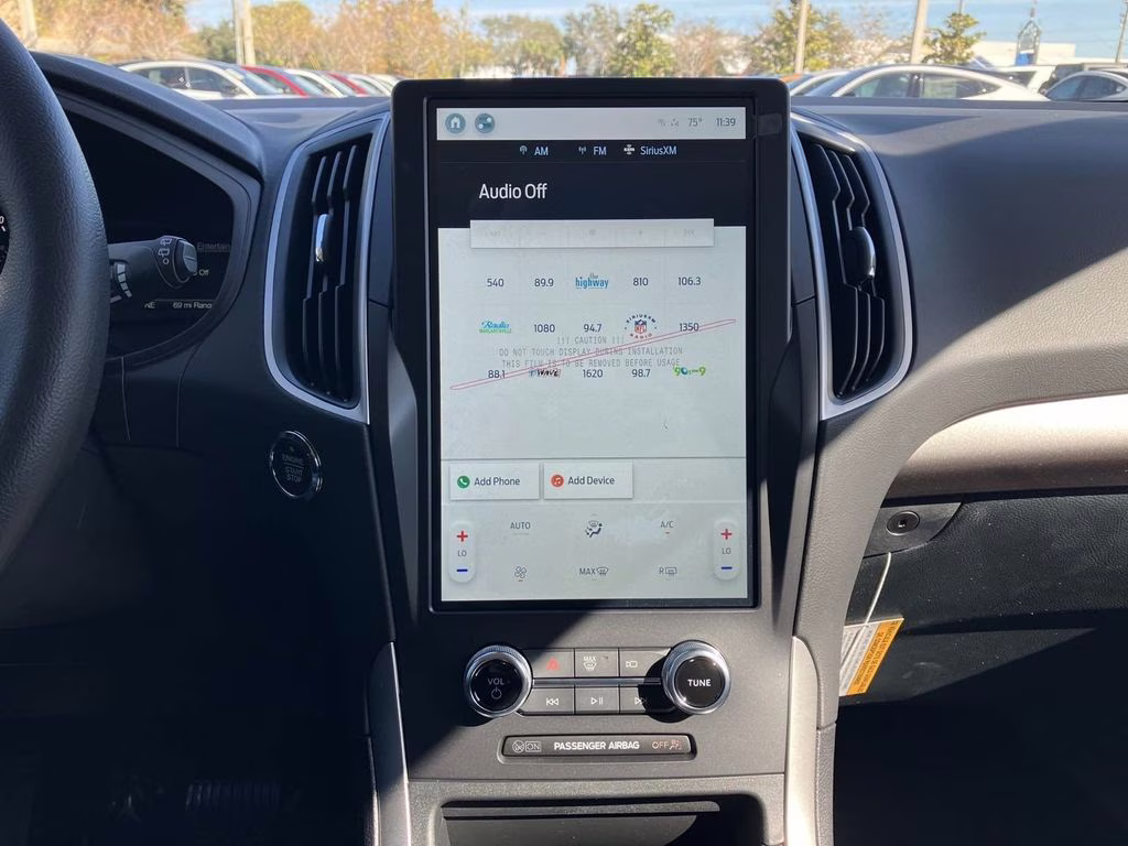 2024 Atlas Blue Metallic Ford Edge SE AWD SUV