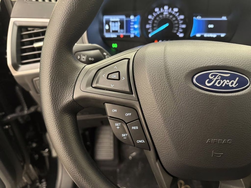 2024 Agate Black Metallic Ford Edge SE AWD SUV