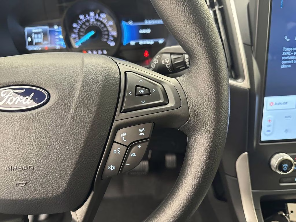 2024 Agate Black Metallic Ford Edge SE AWD SUV