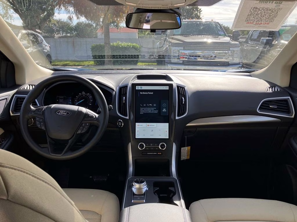 2024 Atlas Blue Metallic Ford Edge SE AWD SUV