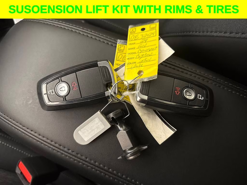 2024 Oxford White Ford Bronco Sport Big Bend DSI LIFT & RIMS 4X4 SUV