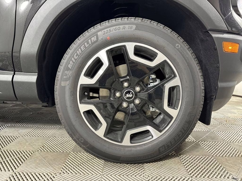 2024 Shadow Black Ford Bronco Sport Outer Banks 4X4 SUV