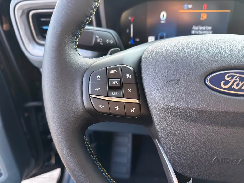 2025 Shadow Black Ford Maverick Lobo High AWD Truck