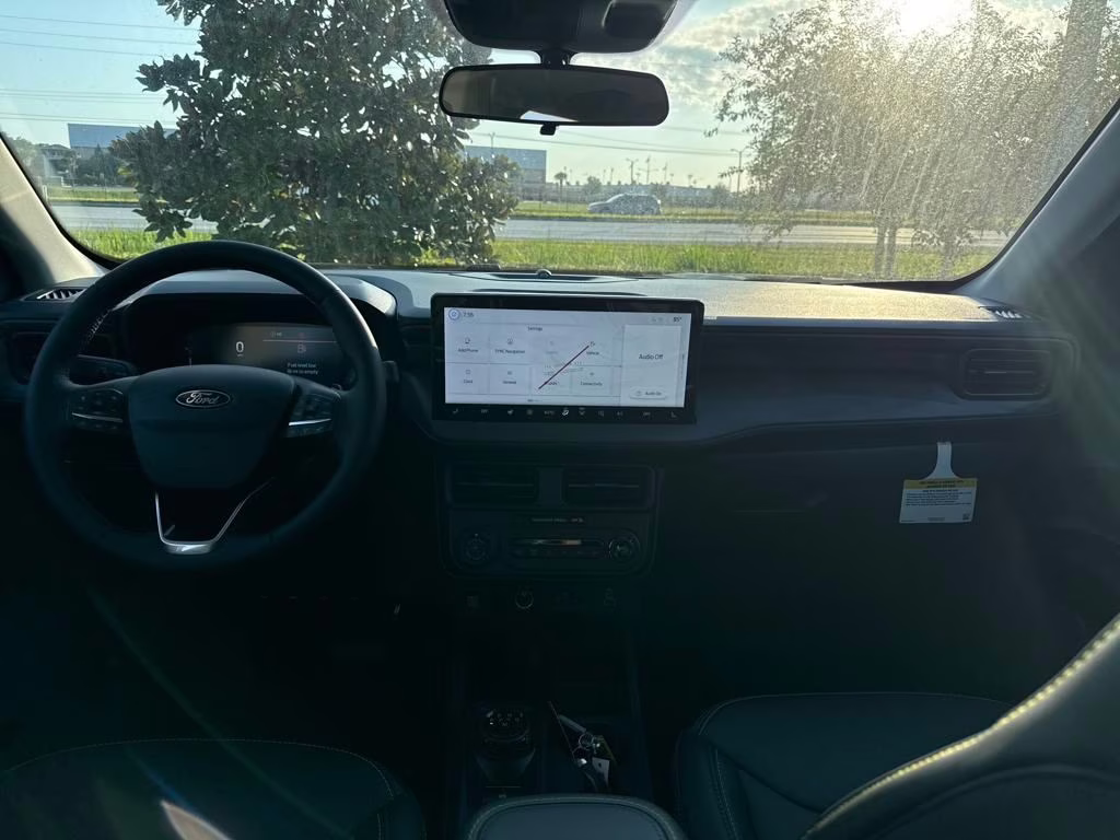 2025 Shadow Black Ford Maverick Lobo High AWD Truck