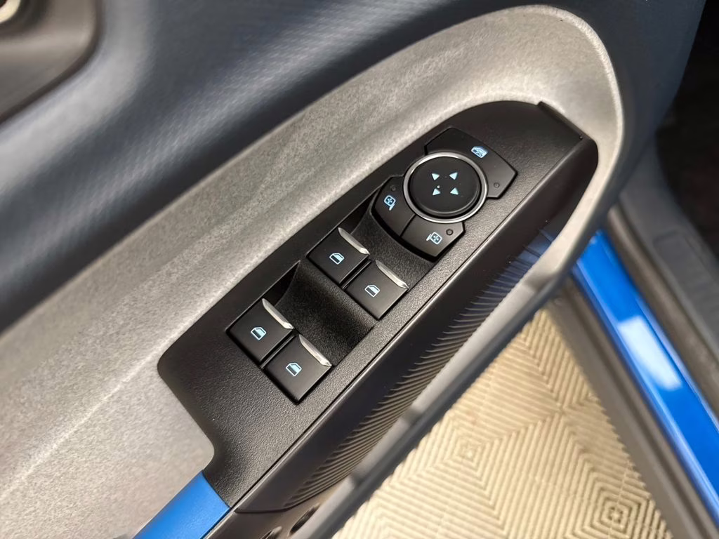 2025 Velocity Blue Ford Maverick XLT FWD Truck