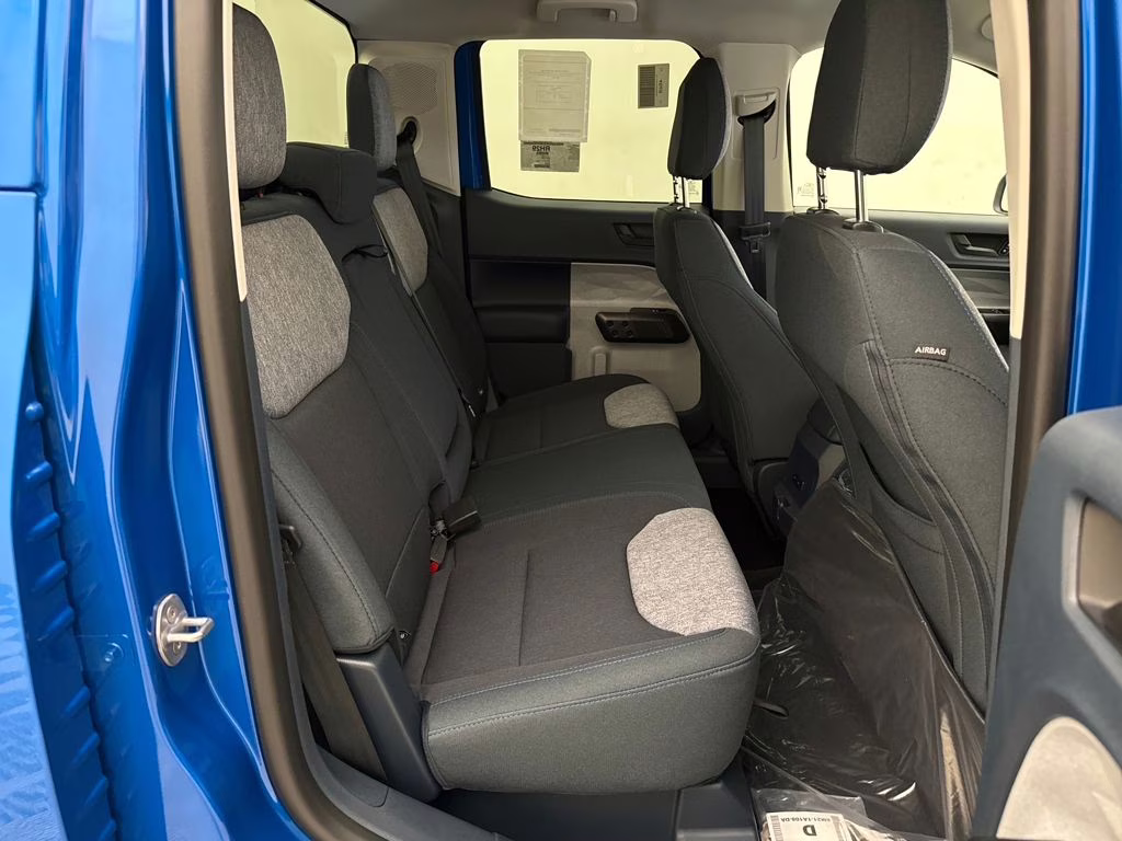 2025 Velocity Blue Ford Maverick XLT FWD Truck