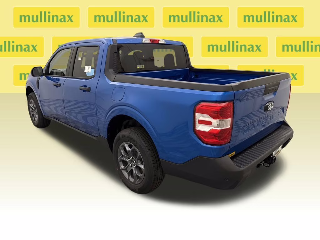 2025 Velocity Blue Ford Maverick XLT FWD Truck