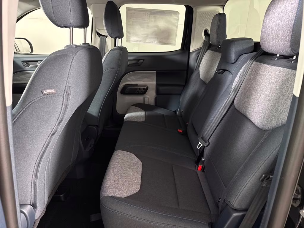 2025 Shadow Black Ford Maverick XLT FWD Truck