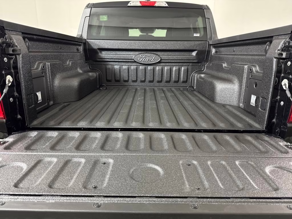 2025 Shadow Black Ford Maverick XLT FWD Truck