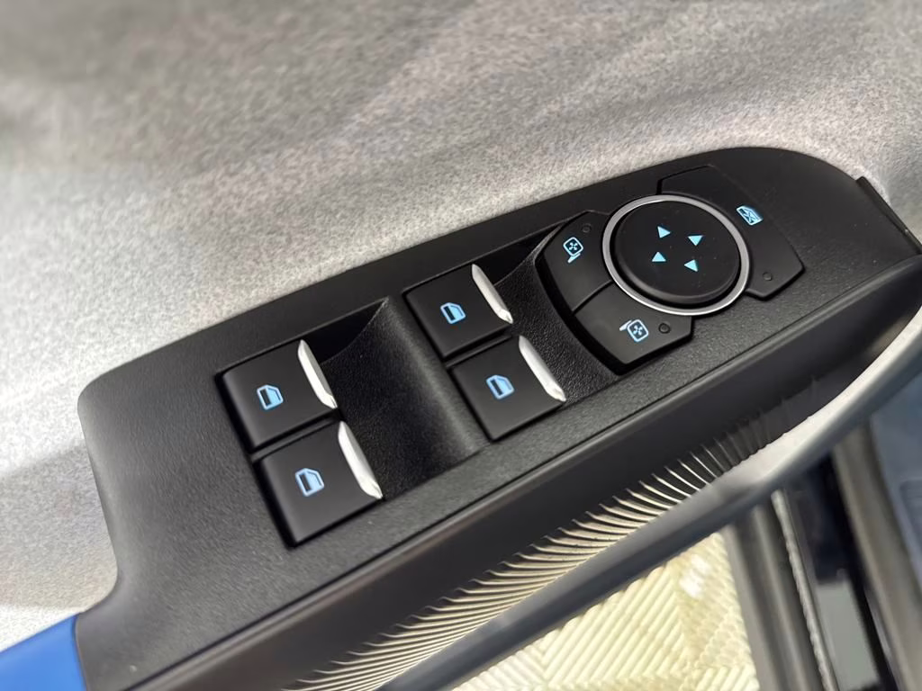 2025 Shadow Black Ford Maverick XLT FWD Truck