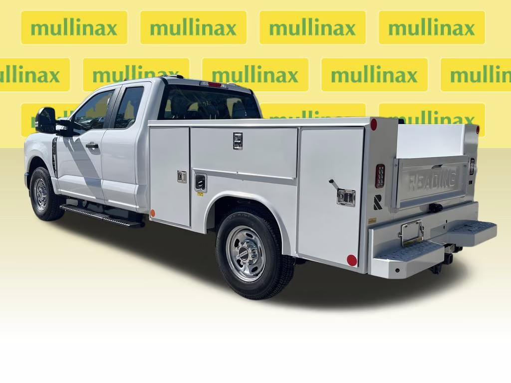 2026 Oxford White Ford Super Duty F-250 SRW XL RWD Truck