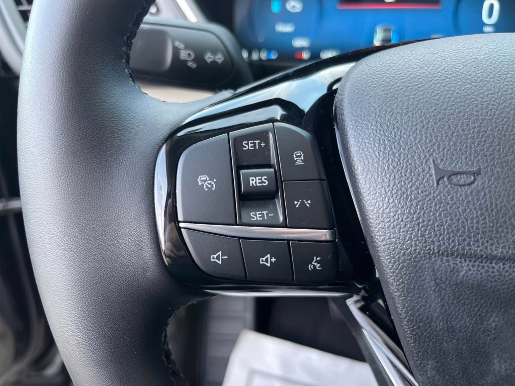 2025 Agate Black Metallic Ford Escape Plug-In Hybrid Base FWD SUV