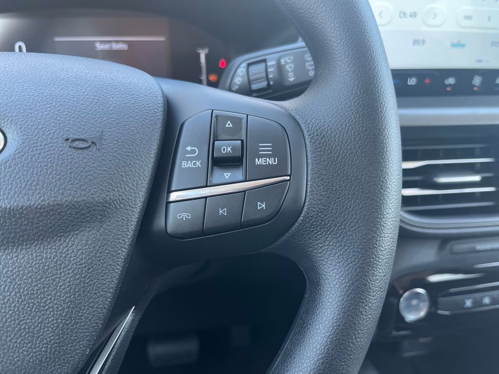 2026 Space Silver Metallic Ford Escape Active FWD SUV