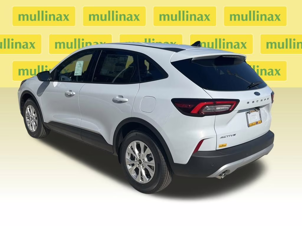 2026 Space Silver Metallic Ford Escape Active FWD SUV