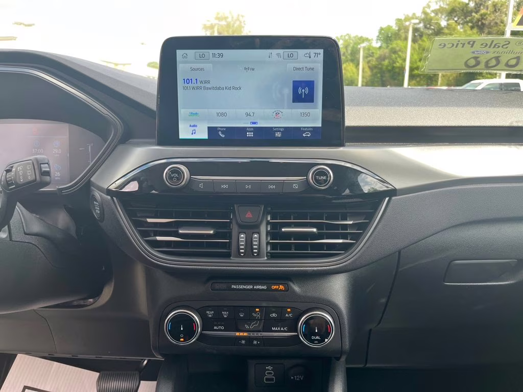 2026 Silver Metallic Ford Escape Active FWD SUV