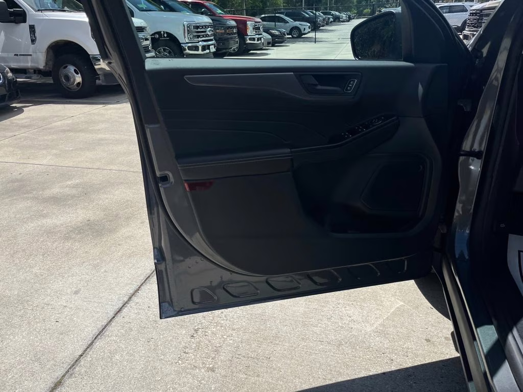 2026 Gray Metallic Ford Escape Active FWD SUV