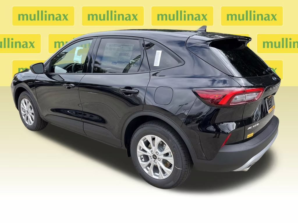 2026 Agate Black Metallic Ford Escape Active FWD SUV