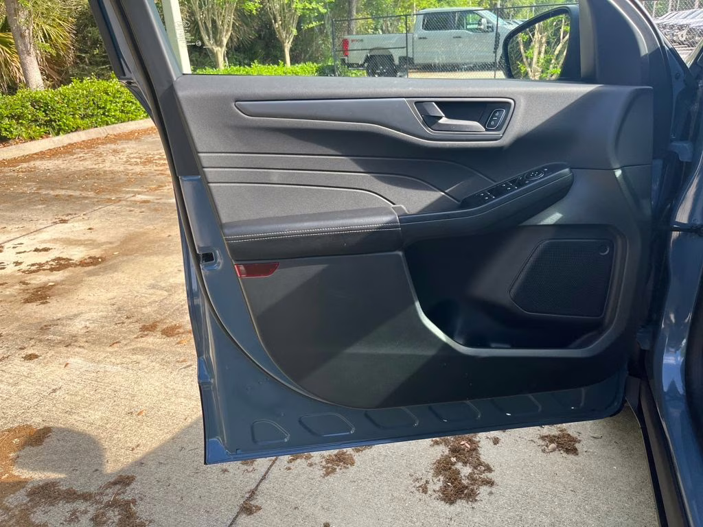 2026 Vapor Blue Ford Escape Active FWD SUV