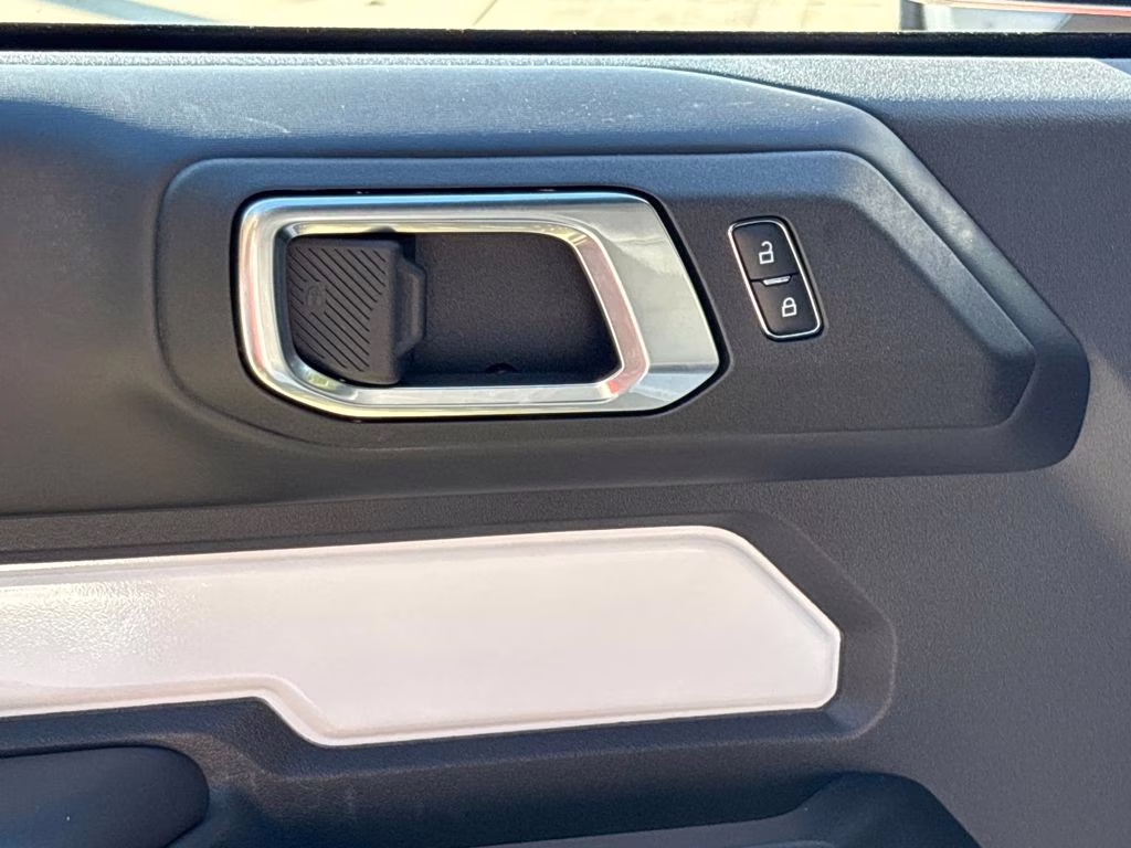 2025 Oxford White Ford Bronco Stroppe 4X4 SUV