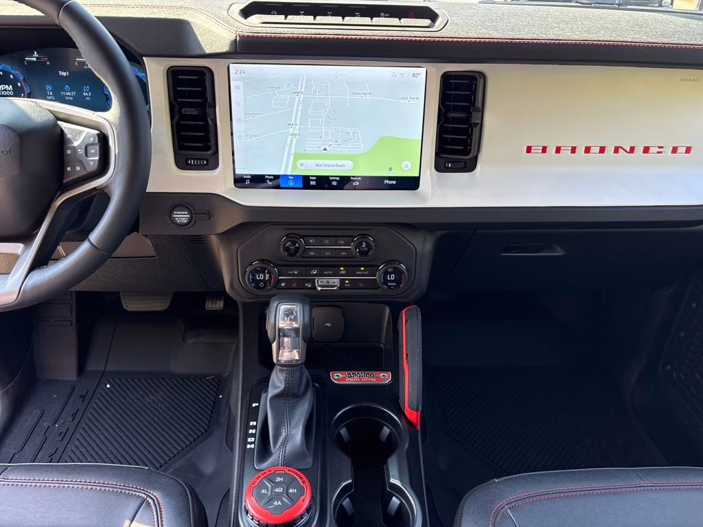 2025 Oxford White Ford Bronco Stroppe 4X4 SUV