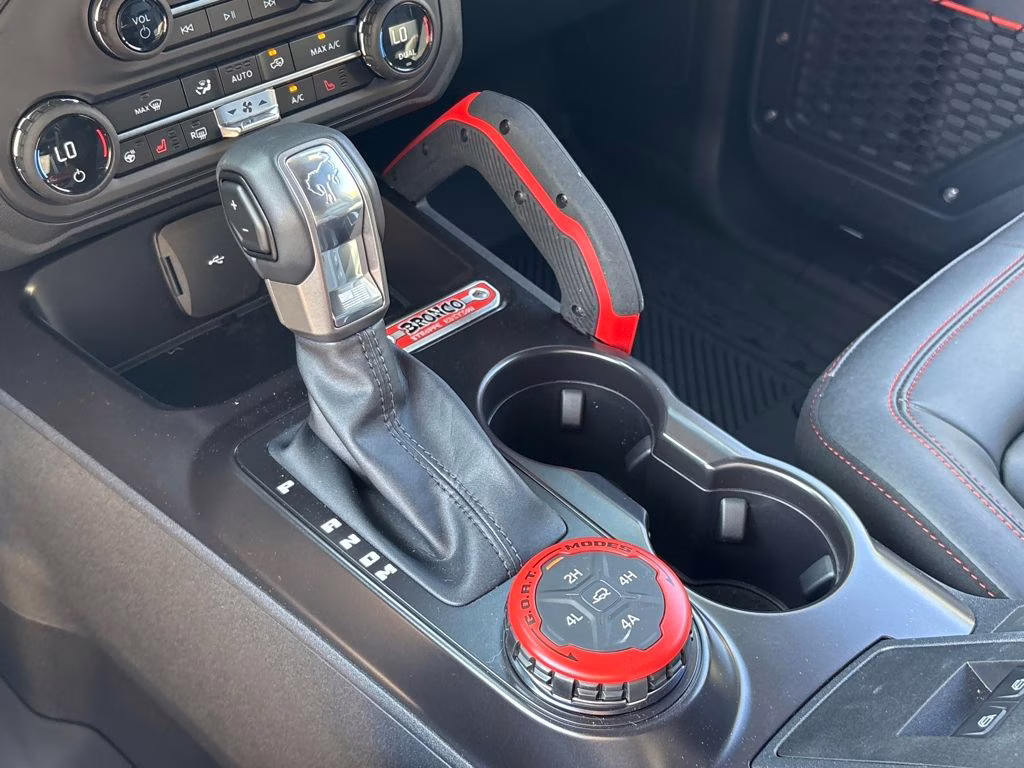 2025 Oxford White Ford Bronco Stroppe 4X4 SUV