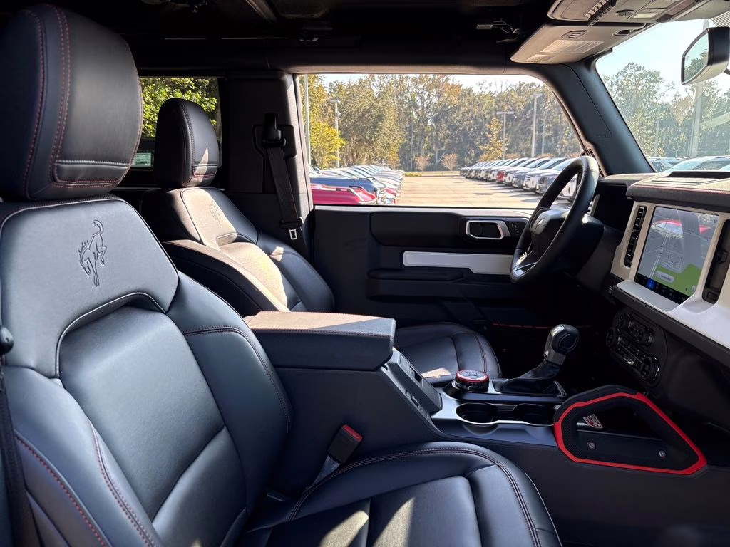 2025 Oxford White Ford Bronco Stroppe 4X4 SUV