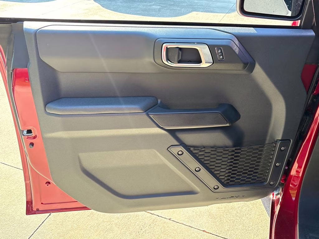 2025 Ruby Red Metallic Ford Bronco Base 4X4 SUV