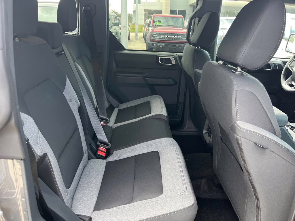 2025 Gray Metallic Ford Bronco Big Bend 4X4 SUV