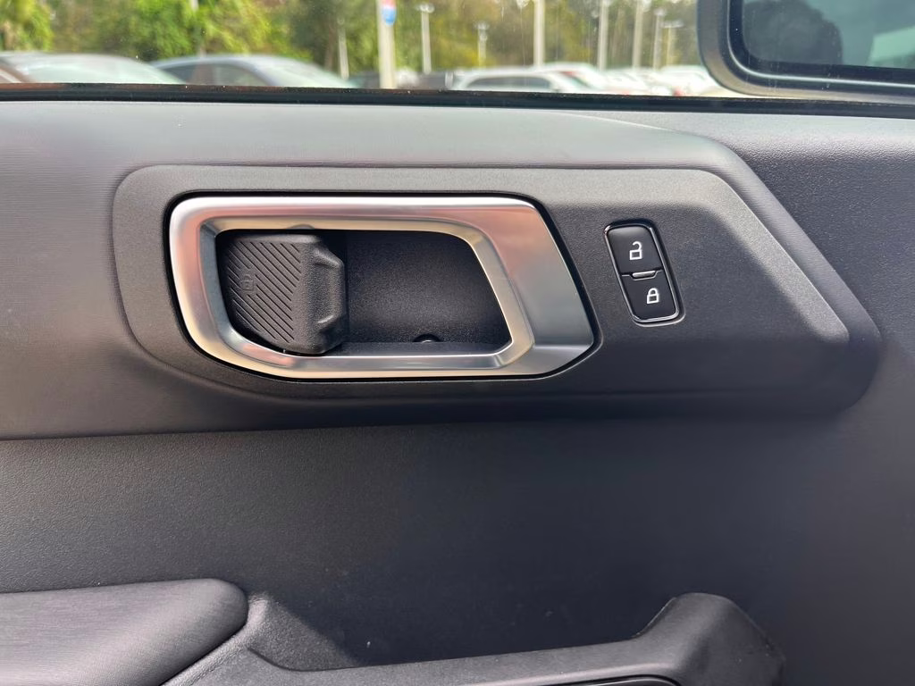 2025 Azure Gray Metallic Ford Bronco Outer Banks 4X4 SUV