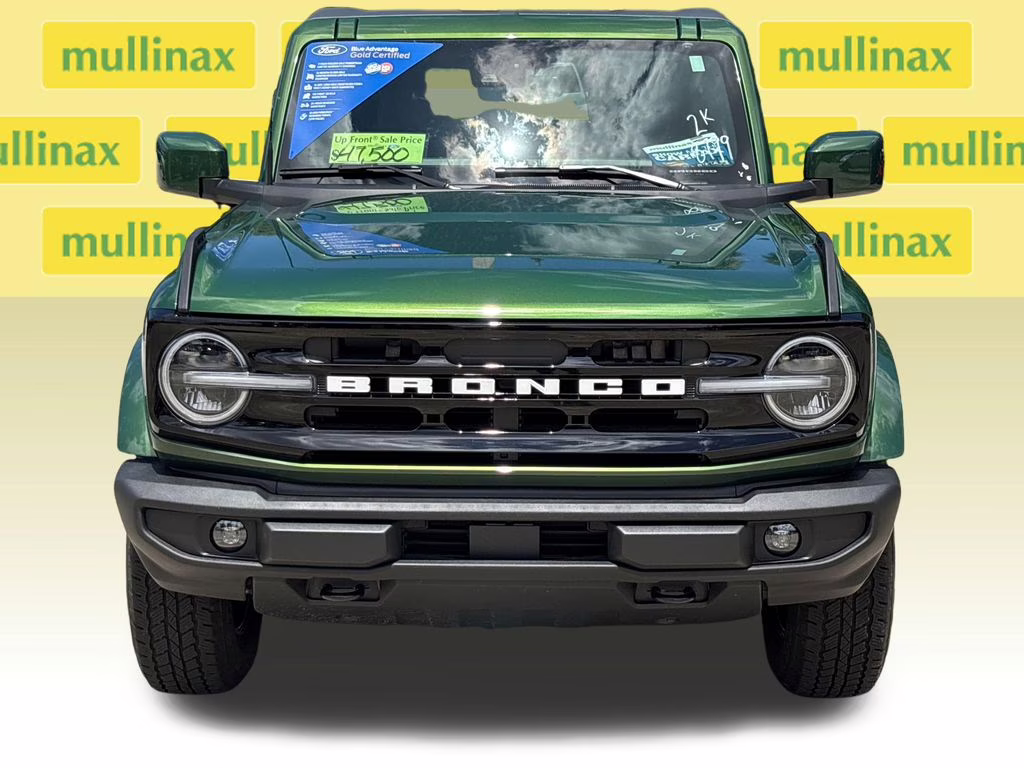 2025 Green Metallic Ford Bronco Outer Banks 4X4 SUV