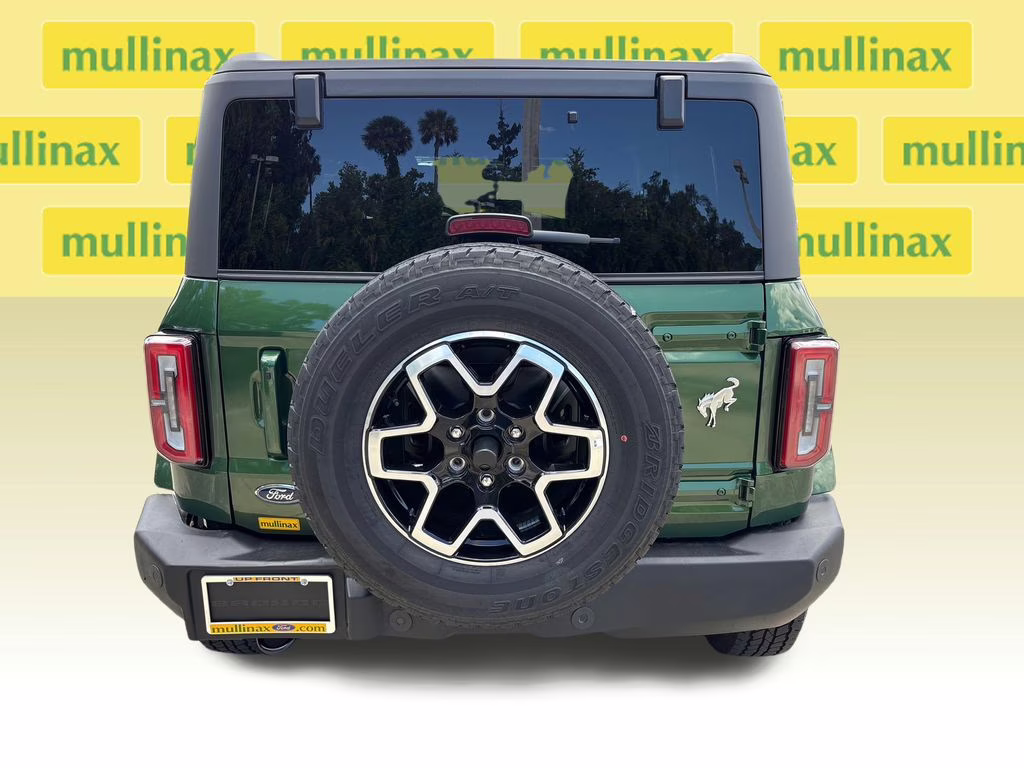 2025 Green Metallic Ford Bronco Outer Banks 4X4 SUV