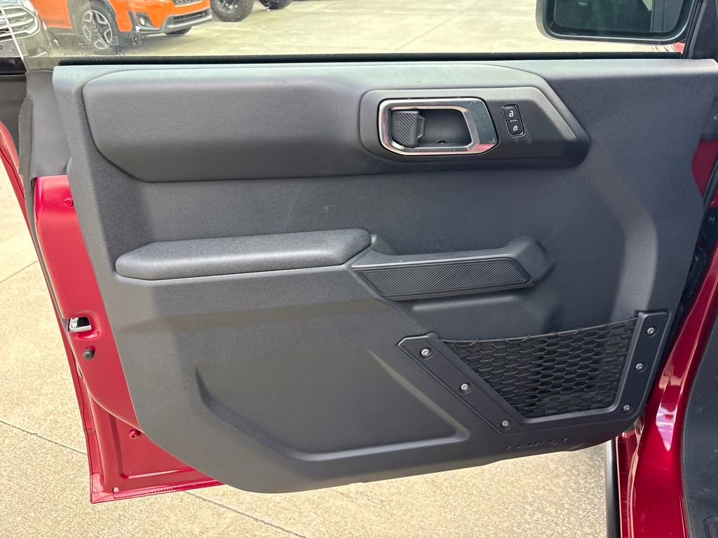 2025 Ruby Red Metallic Tinted Clearcoat Ford Bronco Badlands 4X4 SUV