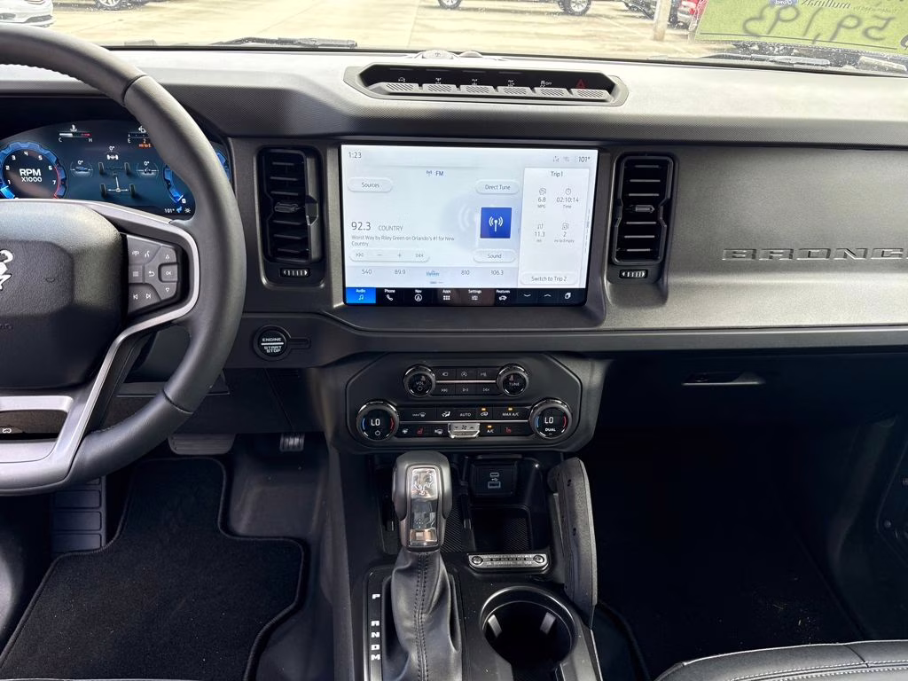 2025 Ruby Red Metallic Tinted Clearcoat Ford Bronco Badlands 4X4 SUV