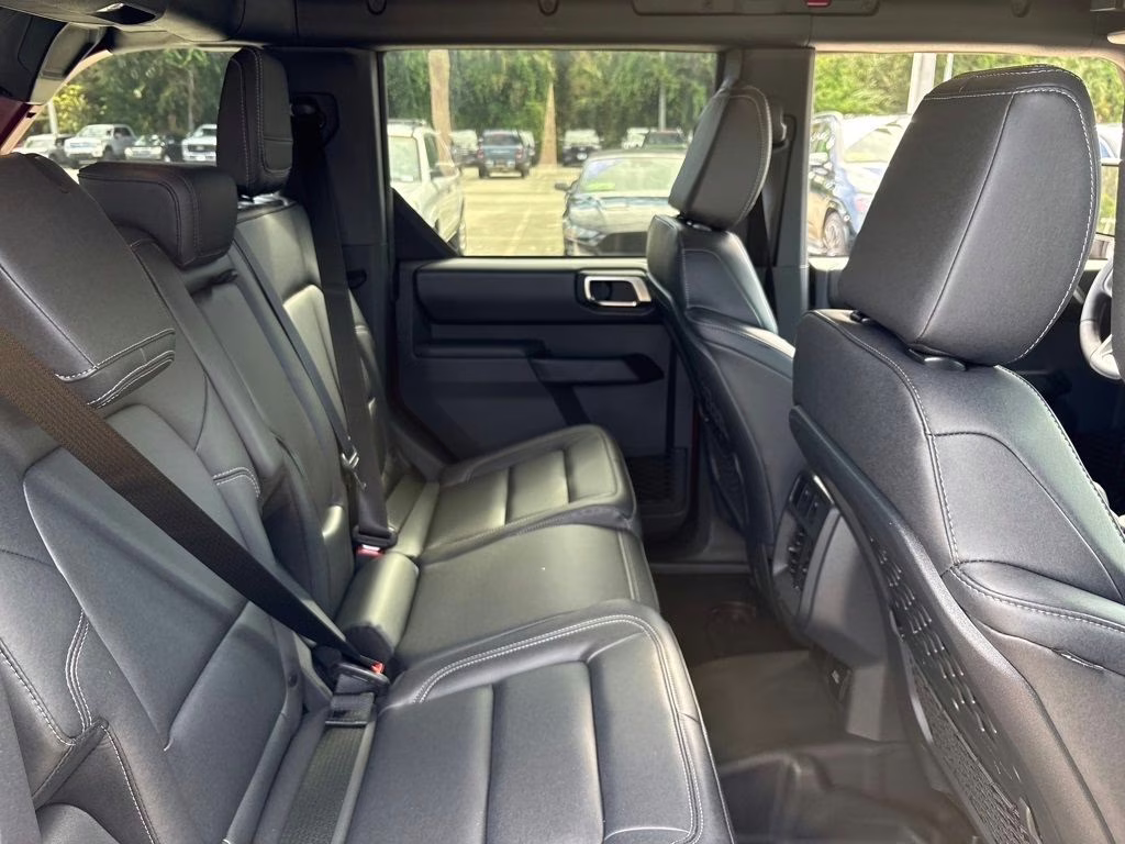 2025 Ruby Red Metallic Tinted Clearcoat Ford Bronco Badlands 4X4 SUV